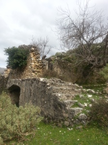 Ruins of a large house, Tragjas, March 2013